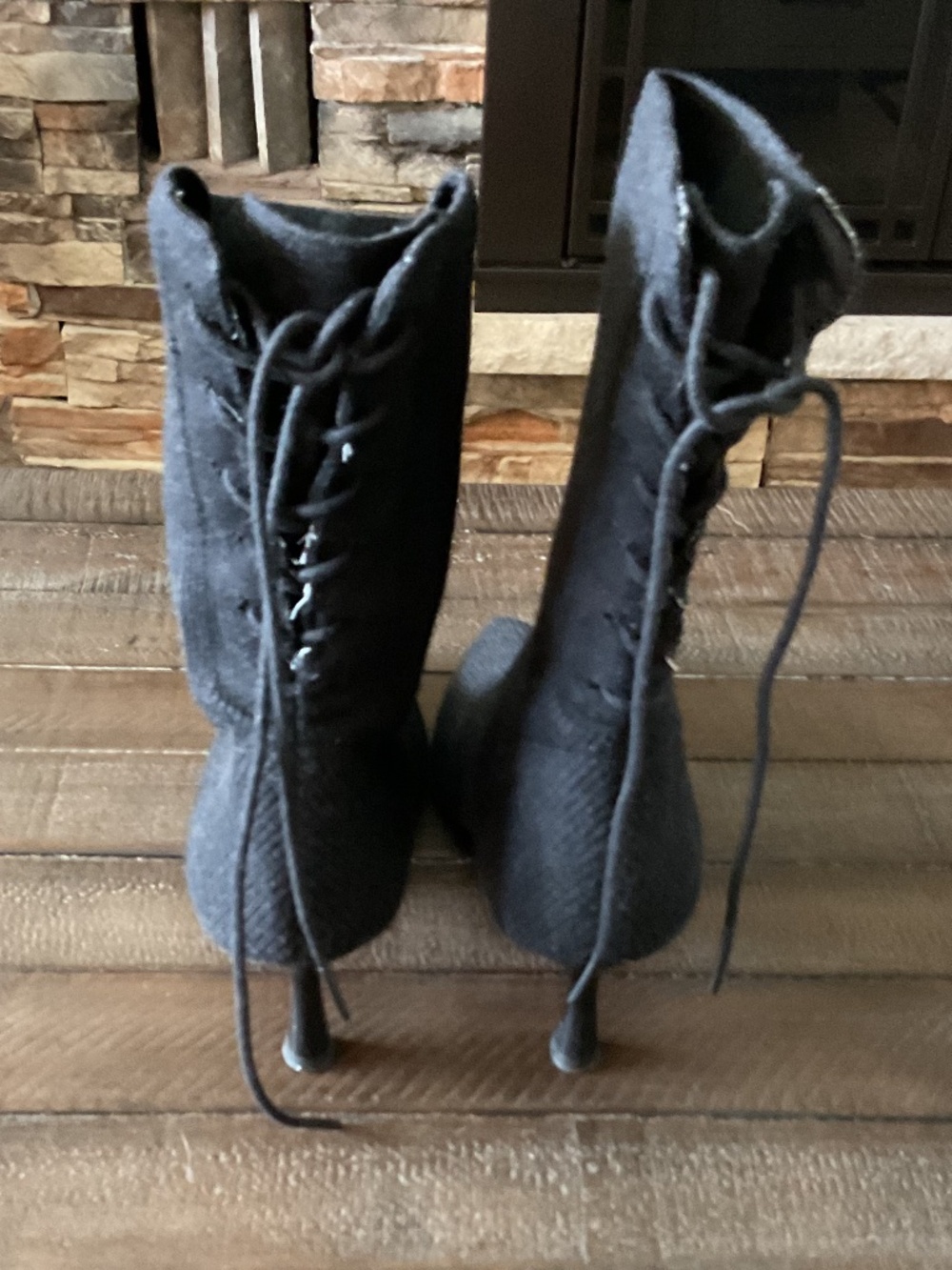 ✨ VIVAIA Phoebe Black Women's Ankle High Lace-up Boots - size 40 - Picture 2 of 7